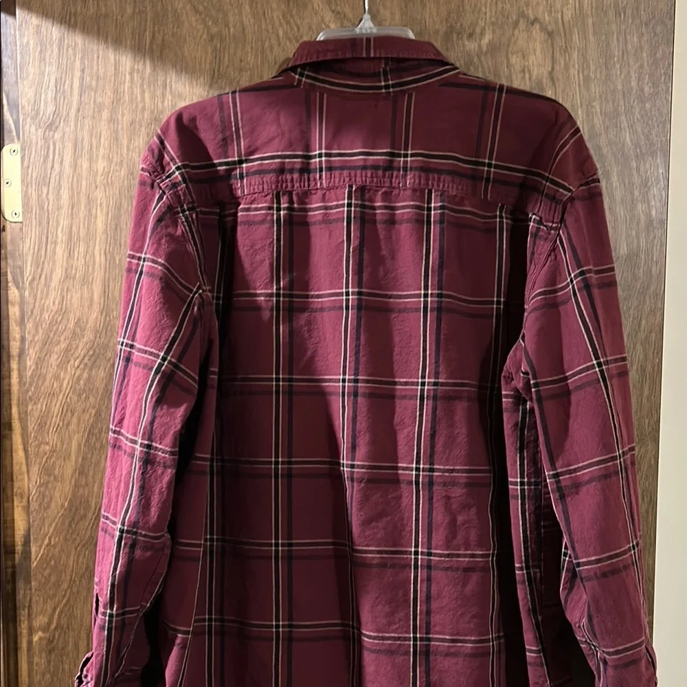 Carhartt Red Casual Button Down Shirt Plaid Design - Picture 6 of 6